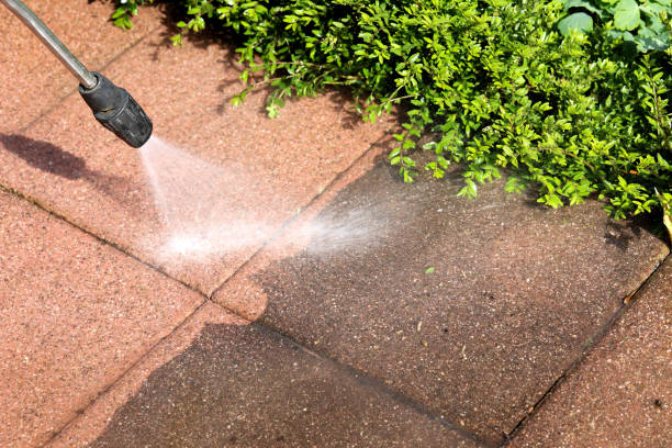 Best Concrete Pressure Washing  in Maple Bluff, WI